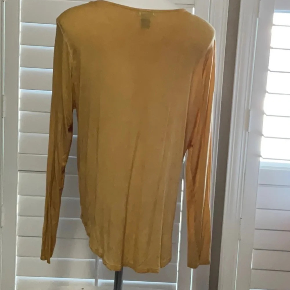 RUE21 - Picture 3 of 5
